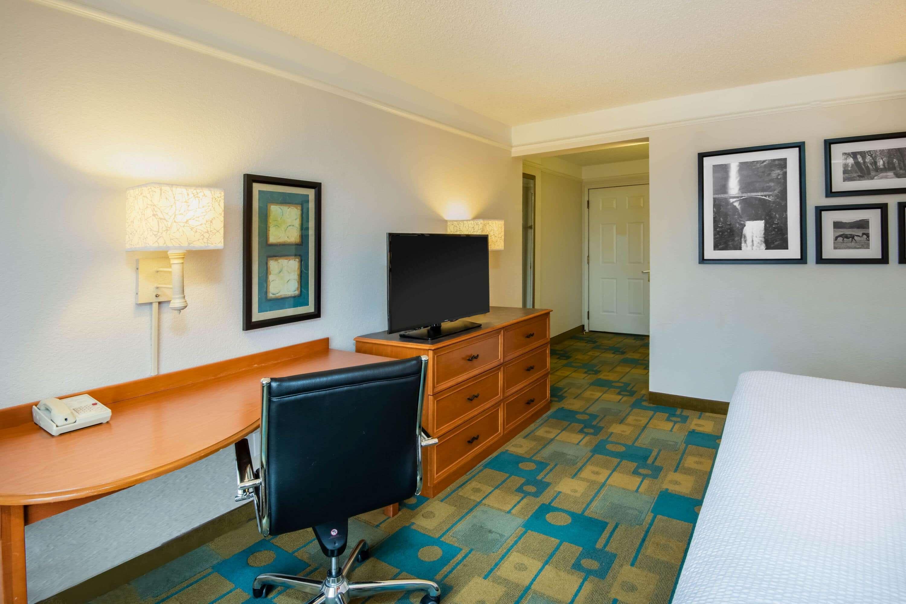 מלון La Quinta By Wyndham Colorado Springs South Airport מראה חיצוני תמונה