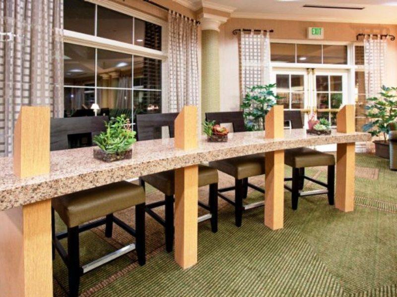 מלון La Quinta By Wyndham Colorado Springs South Airport מראה חיצוני תמונה