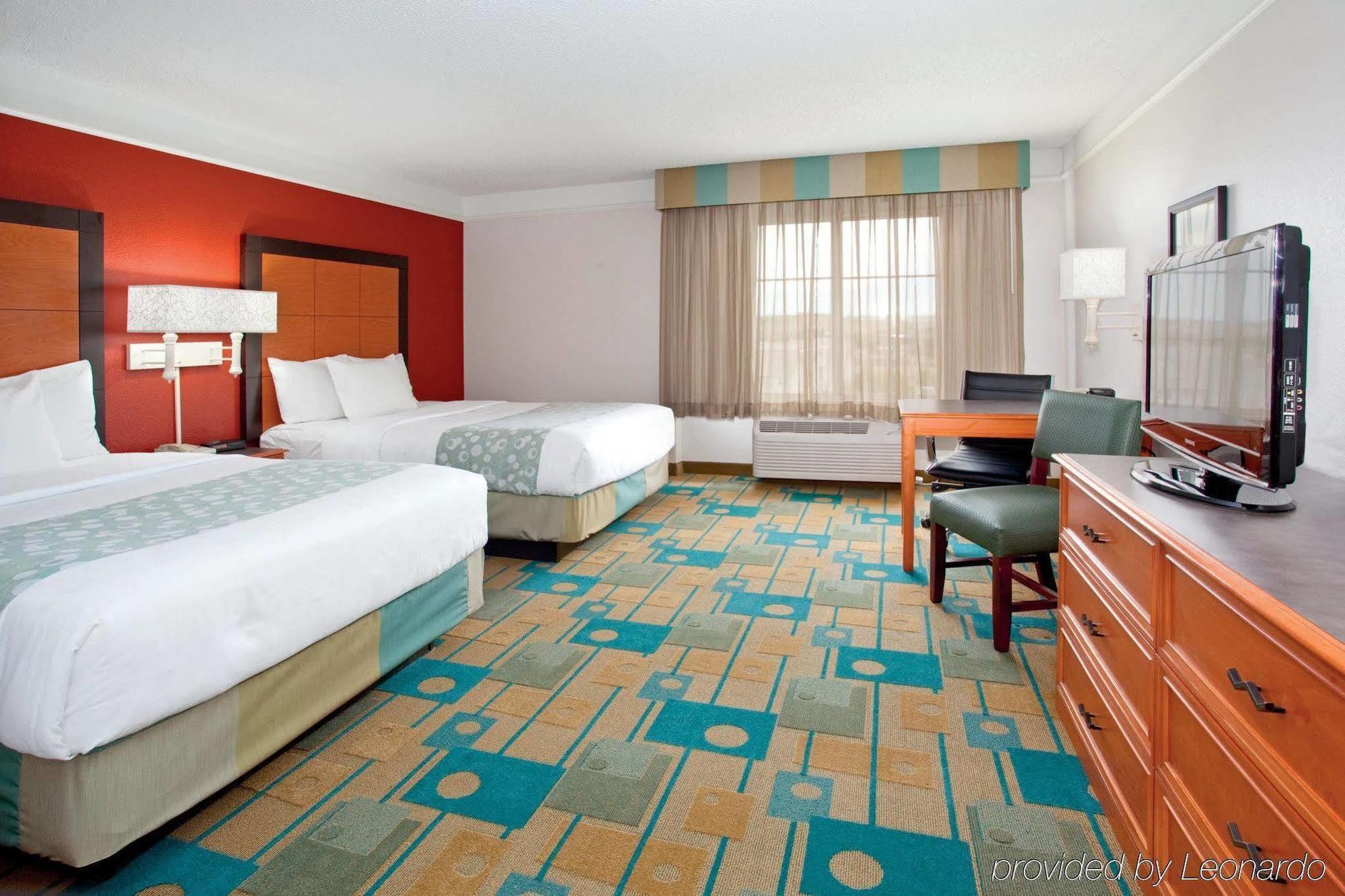 מלון La Quinta By Wyndham Colorado Springs South Airport מראה חיצוני תמונה