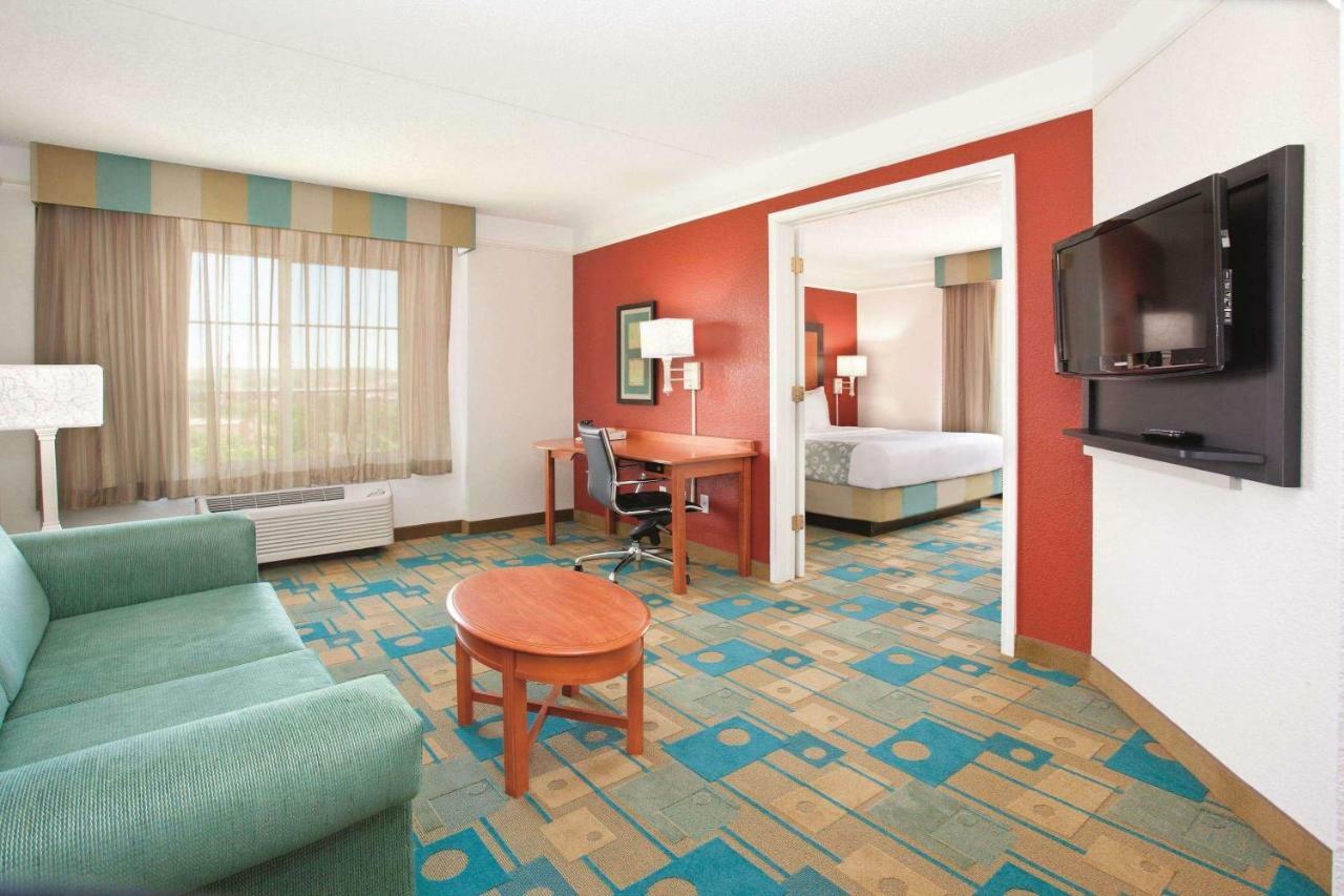 מלון La Quinta By Wyndham Colorado Springs South Airport מראה חיצוני תמונה